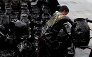 Aside_dalian_oil-spill_greenpeace_large