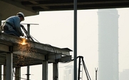 Aside_hong_kong_worker