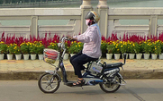 Aside_426_e_bicycle_woman