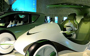 Aside_the_emperor_s_new_car_426