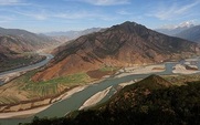 Aside_yangtze_river__426