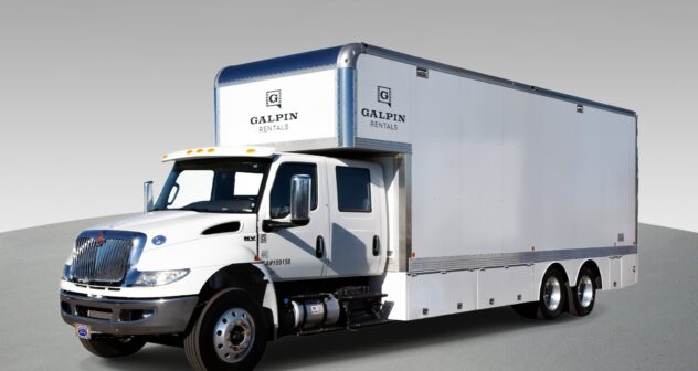 26′ Box – 10-Ton – Crew Cab (CDL Required)