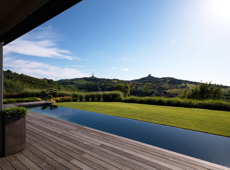 Costruire Una Piscina In Giardino Gli Elementi Essenziali