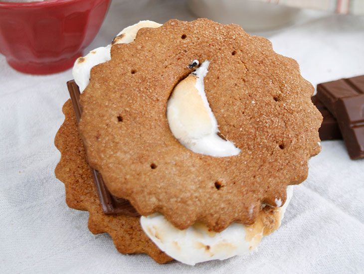 Blog Who Wants S'more?!!