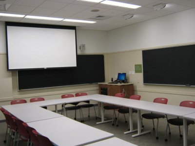 Gibson Hall Room 142 layout photo
