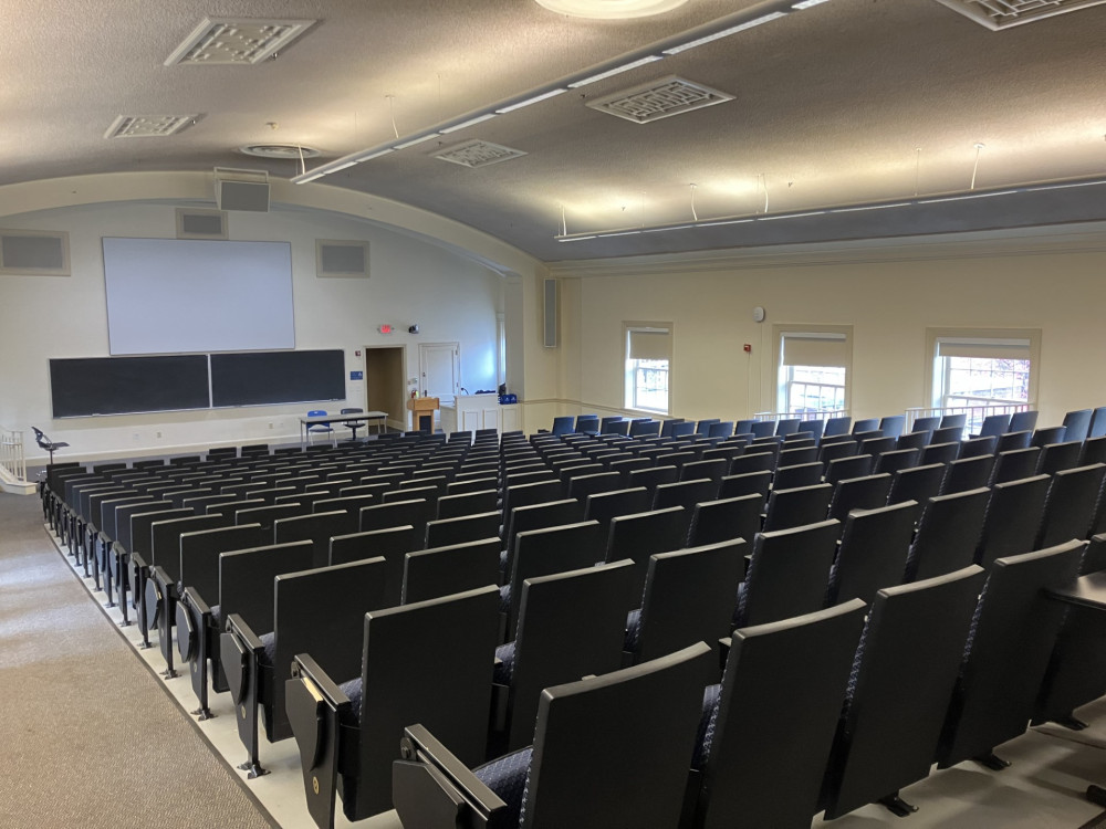Warner Hall Room 209 layout photo