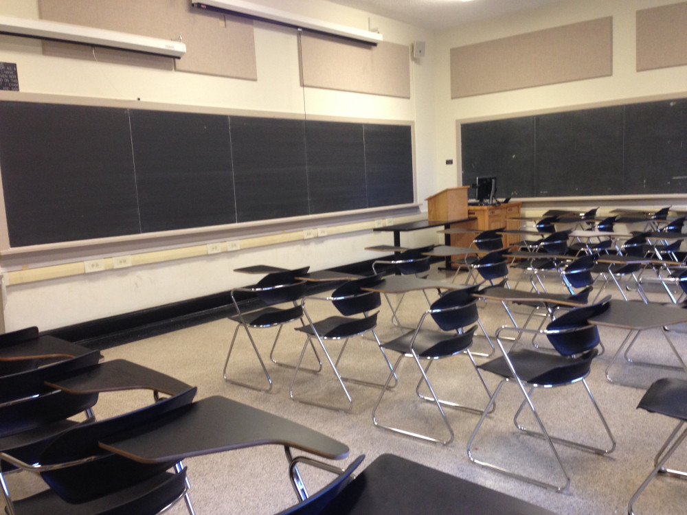 Warner Hall Room 113 layout photo