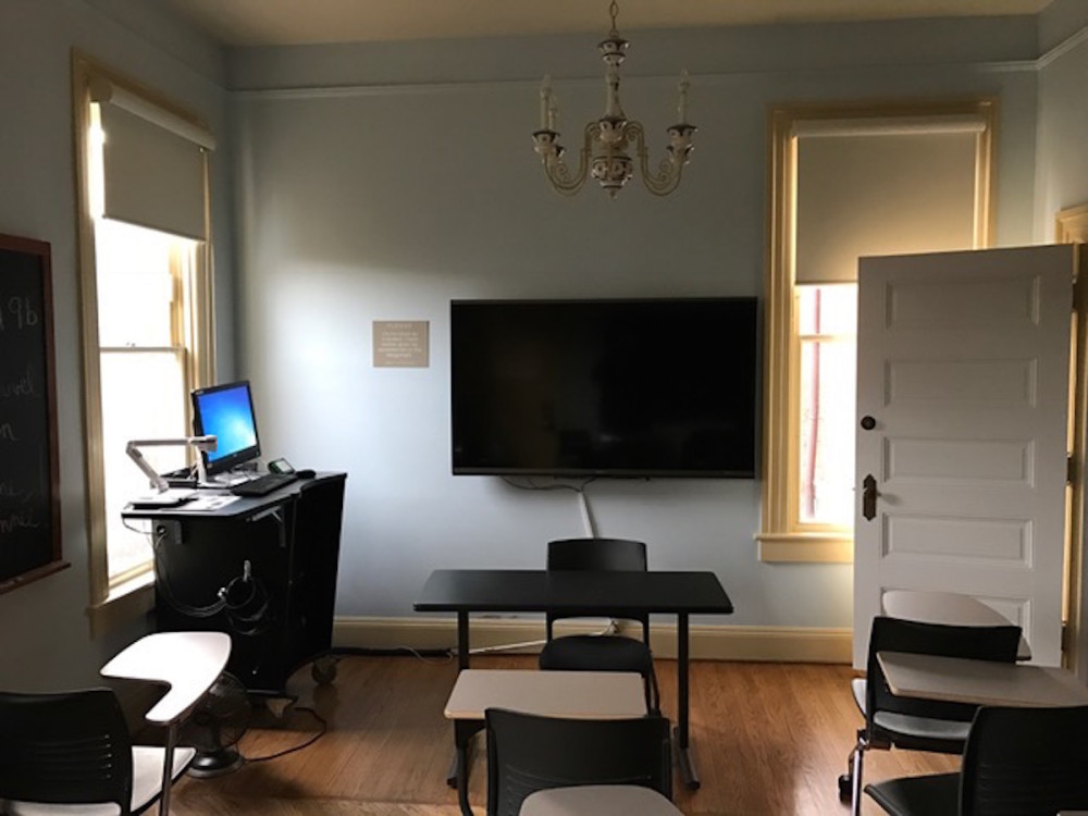 Barringer Mansion/French House Room 100 layout photo