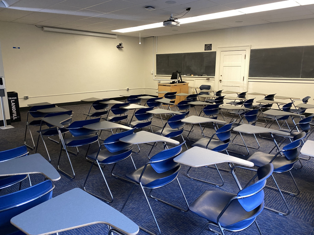 Memorial Gymnasium Room 211 layout photo