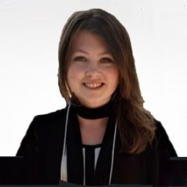 Elizabeth Hitches headshot