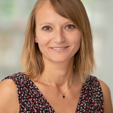 Jelena Samonina's headshot'