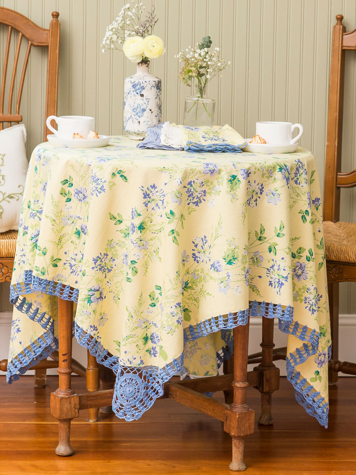 Prairie Crochet Tablecloth Linens & Kitchen, Tablecloths Beautiful
