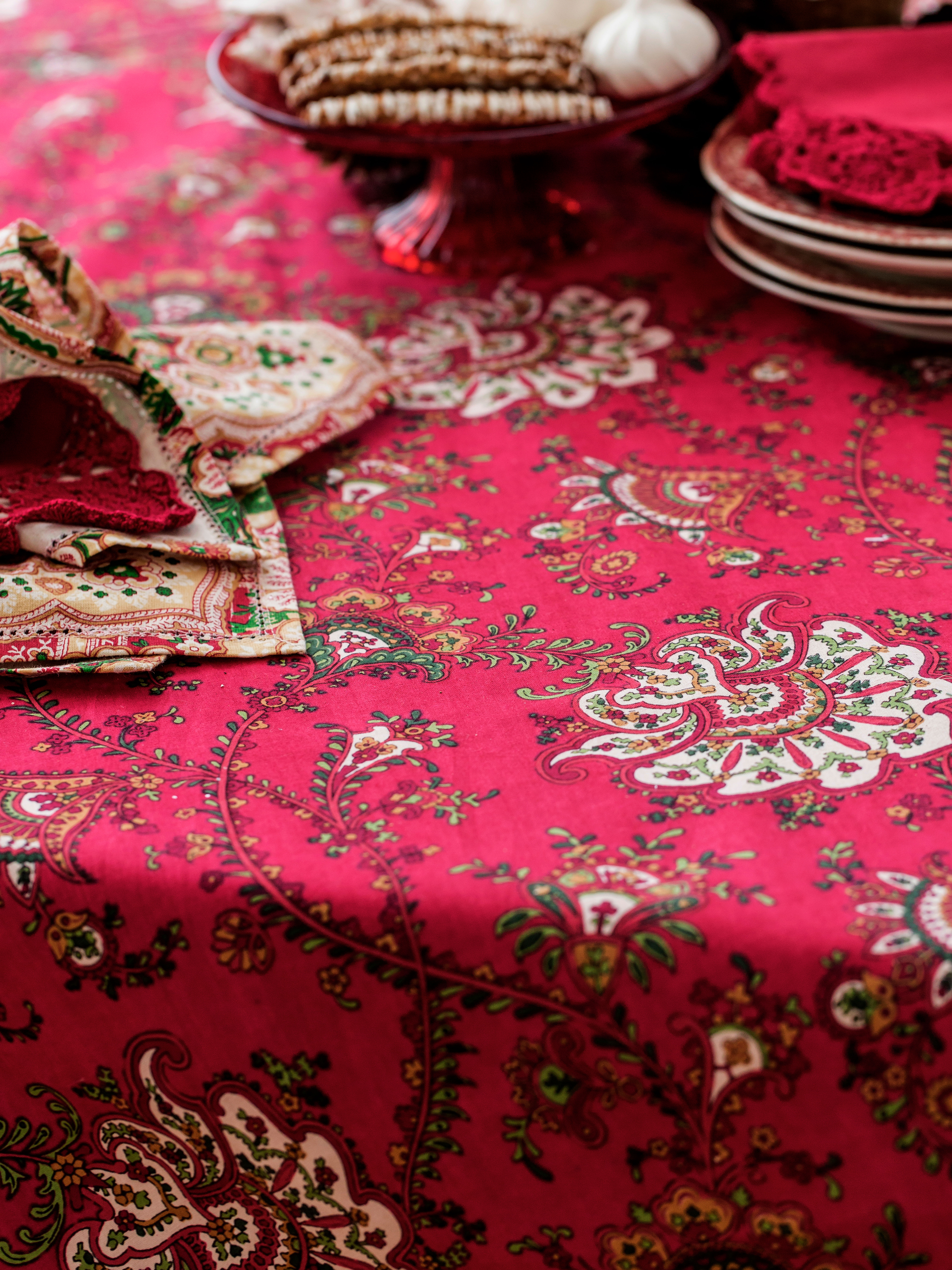 Empress Paisley Tablecloth Attic Sale, Linens & Kitchen Attic