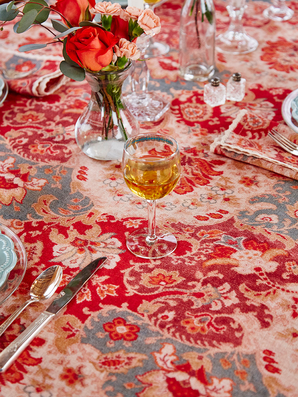 Magic Carpet Linen Tablecloth Kitchen & Table Linens, Tablecloths