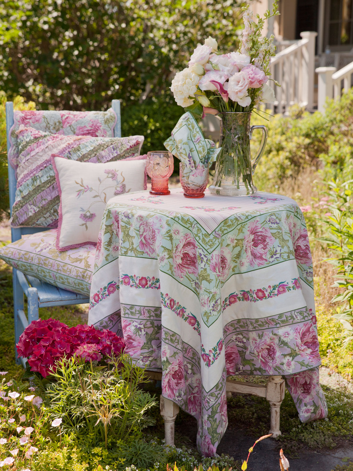 Pretty Patchwork Tablecloth April's Attic Sale, Linens & Kitchen