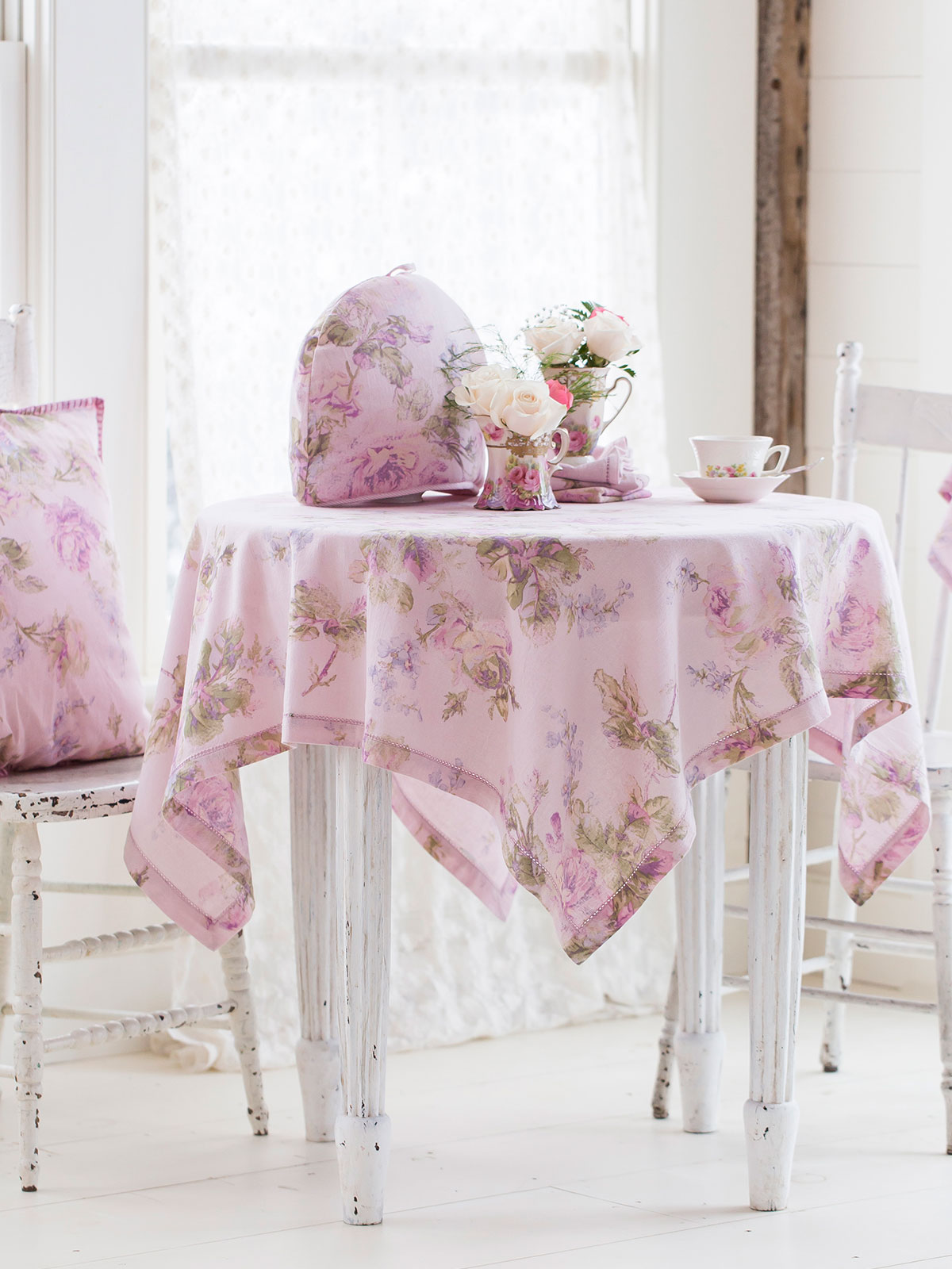 Victorian Rose Tablecloth Linens & Kitchen, Tablecloths Beautiful Designs by April Cornell