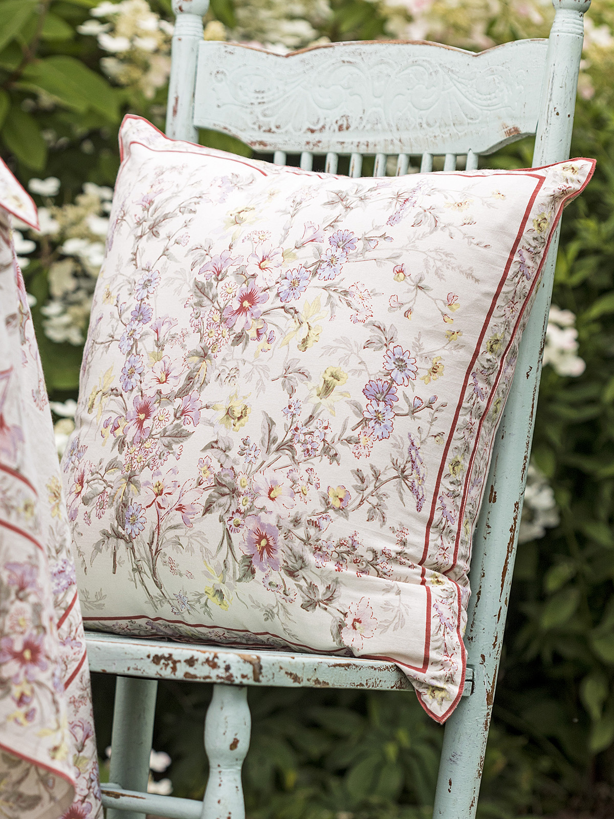 Graceful Garden Cushion Cover Your Home, Cushions Beautiful Designs