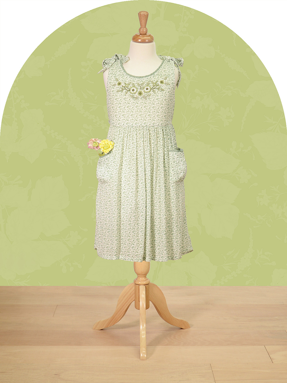 Graceful Big Girls Dress Baby & Girls, Mommy & Me Beautiful Designs