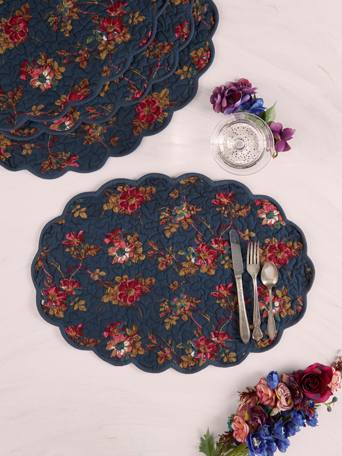 Garden Paisley Quilted Placemat Set of 4 Kitchen & Table Linens