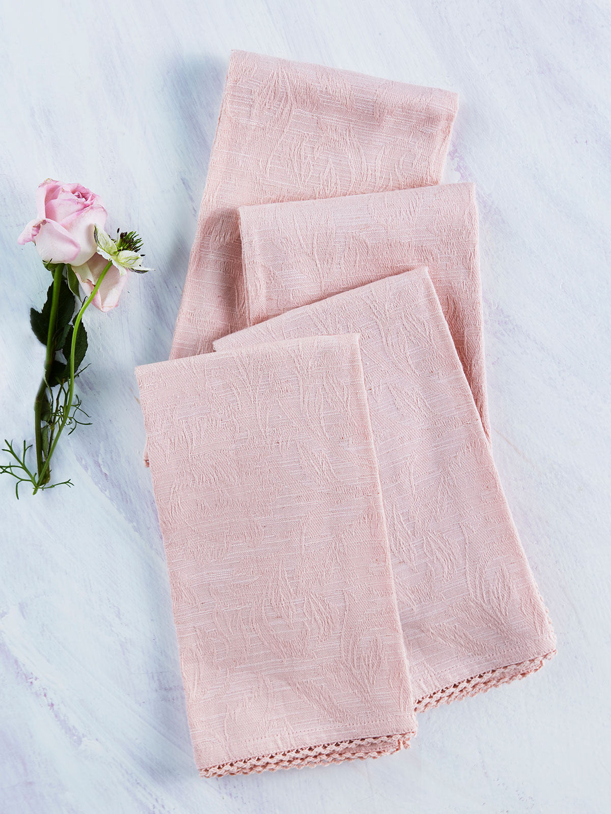 Luxurious Linen Jacquard Napkin Set of 4 Soft Rose Kitchen & Table