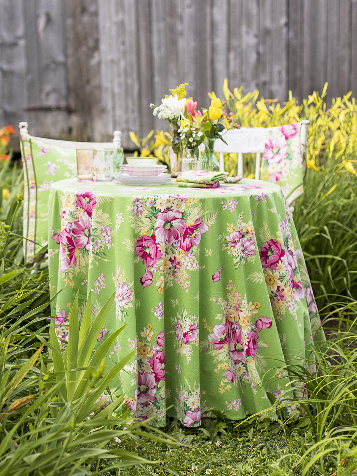 Charming Round Cloth Kitchen & Table Linens Beautiful Designs by