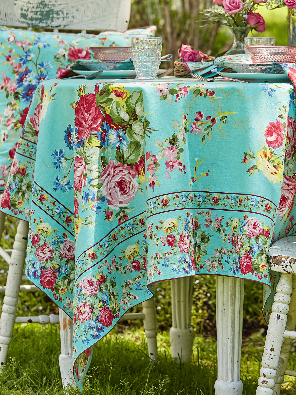 Cottage Rose Tablecloth Linens & Kitchen, Tablecloths Beautiful