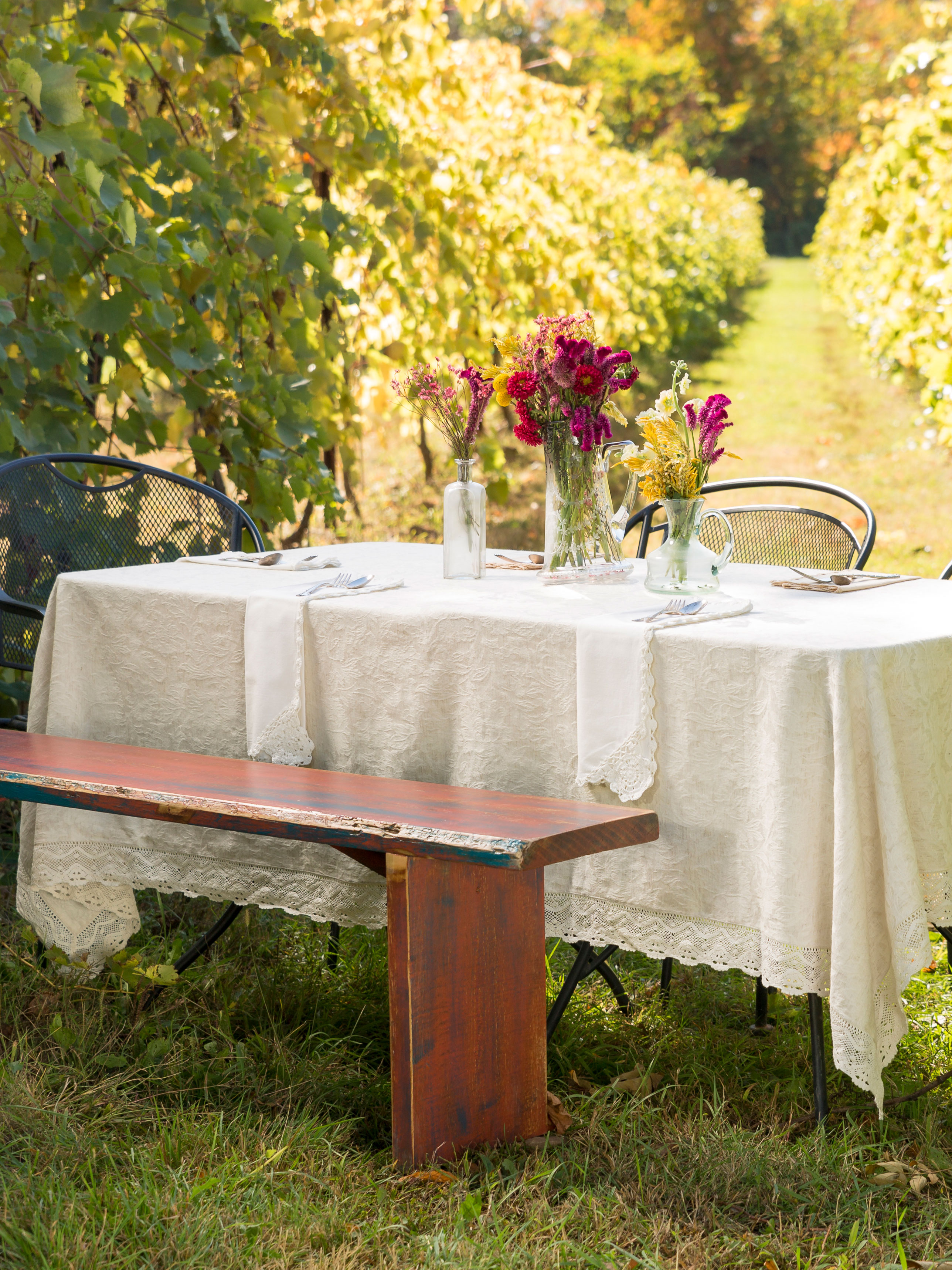 Luxurious Linen Jacquard Tablecloth Linen Kitchen & Table Linens