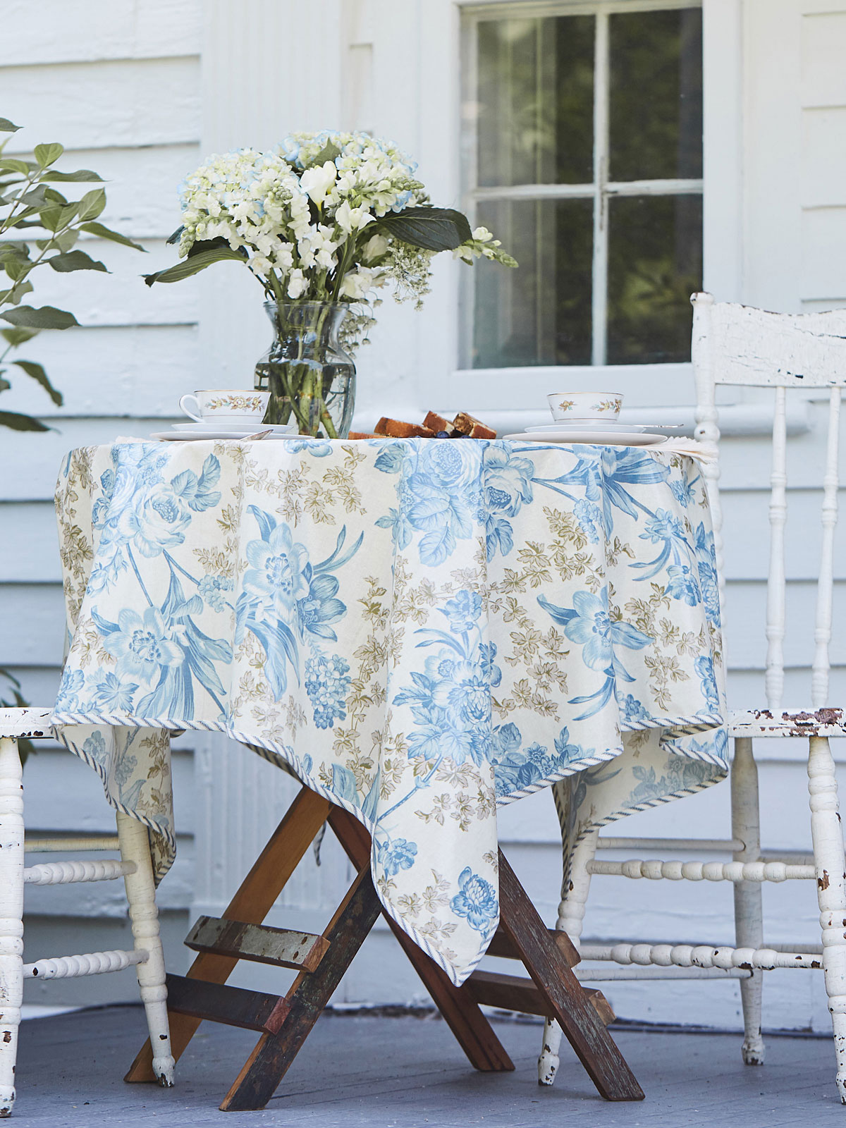 Grace Oilcloth Kitchen & Table Linens, Tablecloths Beautiful Designs