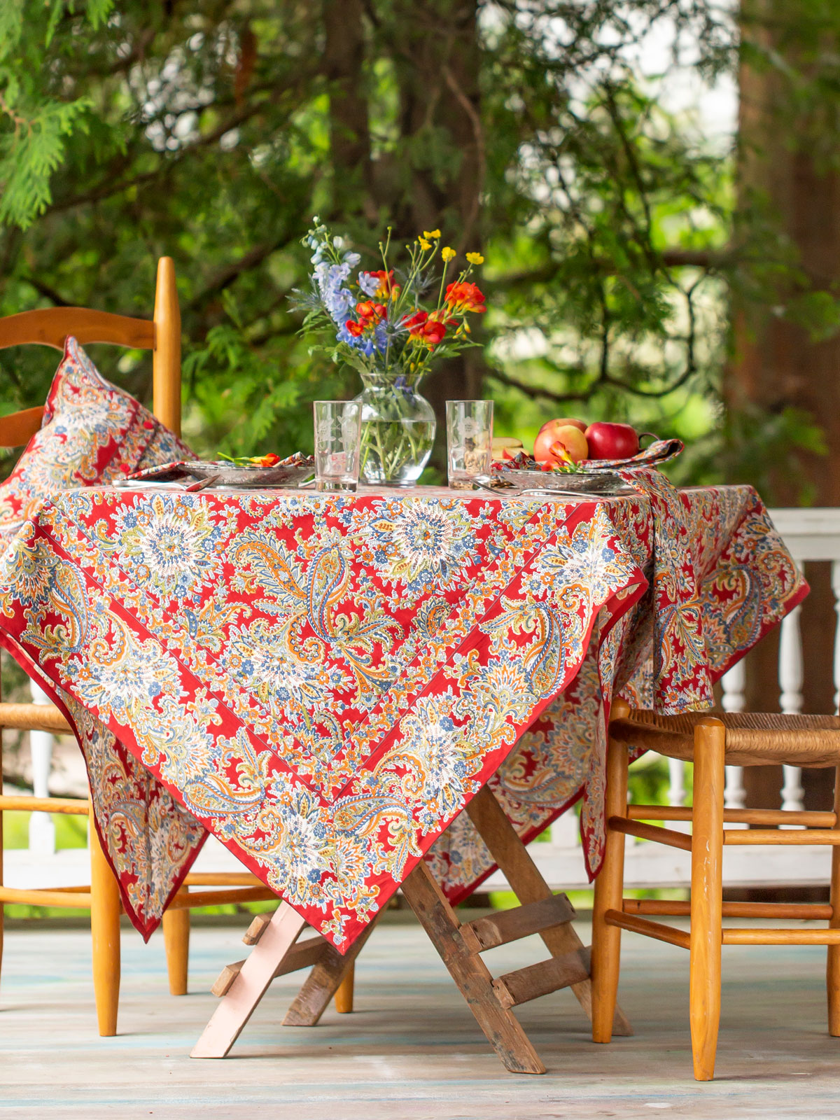 Rhapsody Paisley Tablecloth | Kitchen & Table Linens ...
