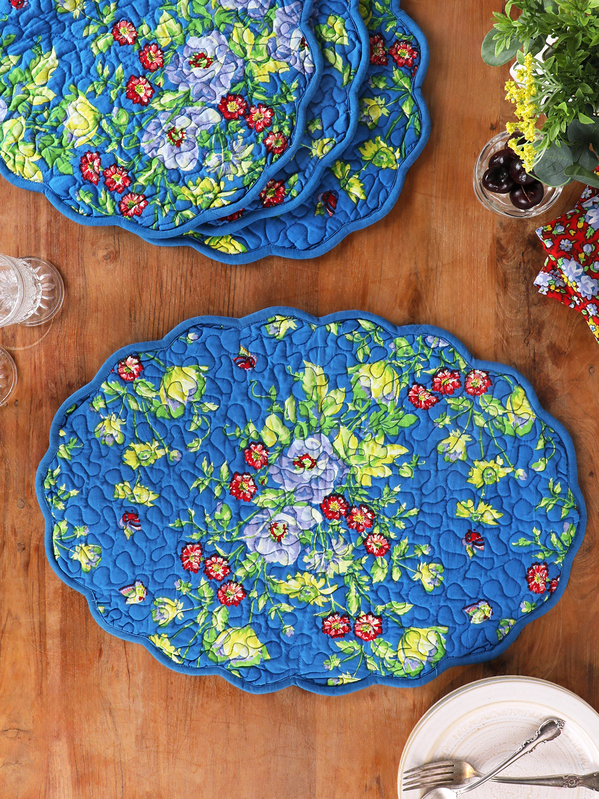 Penny's Patio Quilted Placemat Set of 4 Kitchen & Table Linens