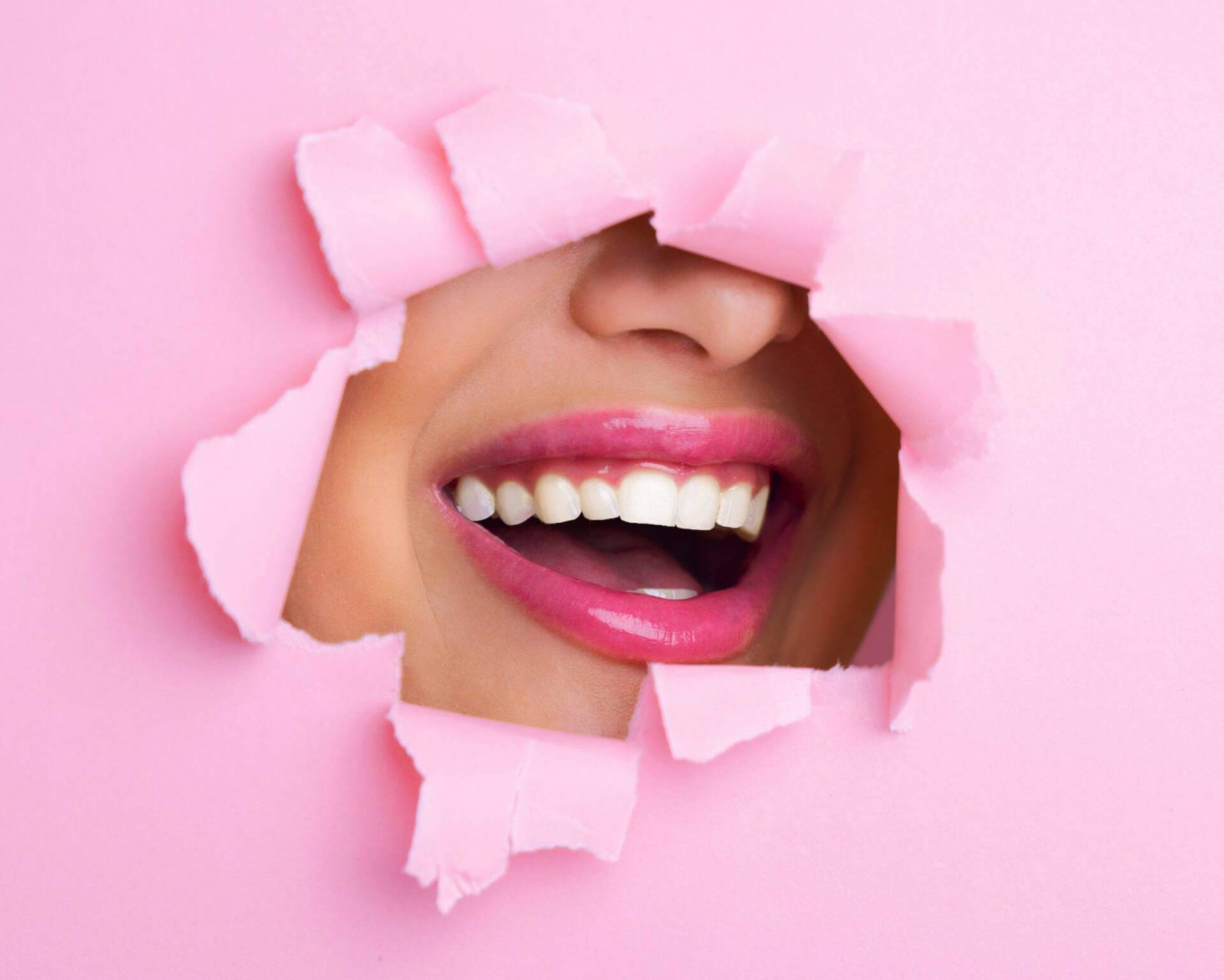 Makeup,Concept.,Woman,Smiling,Through,Hole,In,Pink,Paper,,Free | BEAUTIFY.TIPS