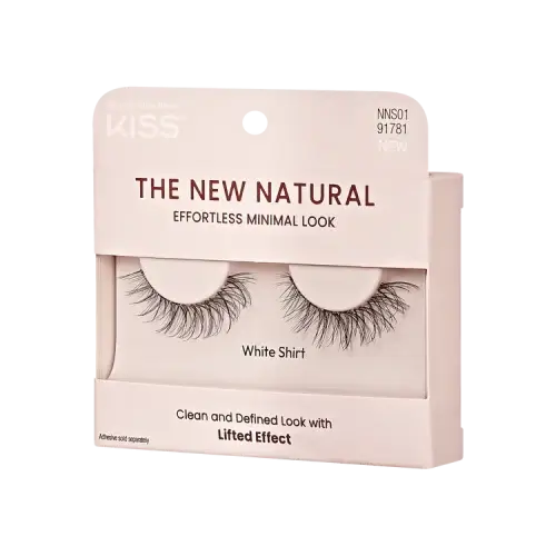 white shirt | BEAUTIFY.TIPS natural lashes
