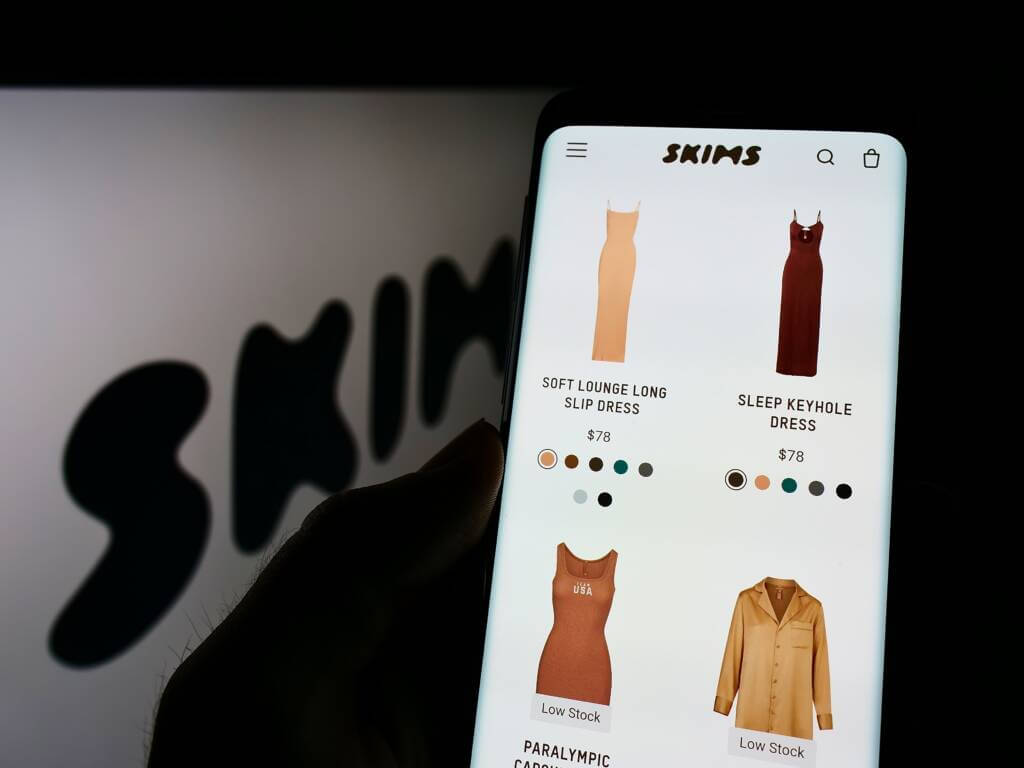 Your Favorite Celebrity Clothing Brands – Revealed | BEAUTIFY.TIPS