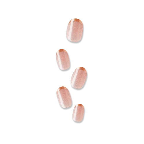 Hideaway_nails | BEAUTIFY.TIPS Jenna Ortega
