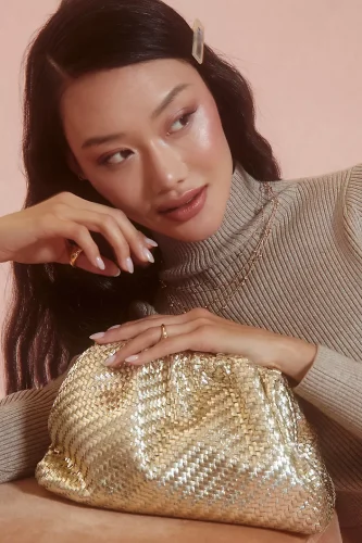 sparkly holiday essentials