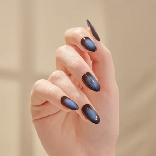 endless love | BEAUTIFY.TIPS Valentine’s Day Nail Ideas