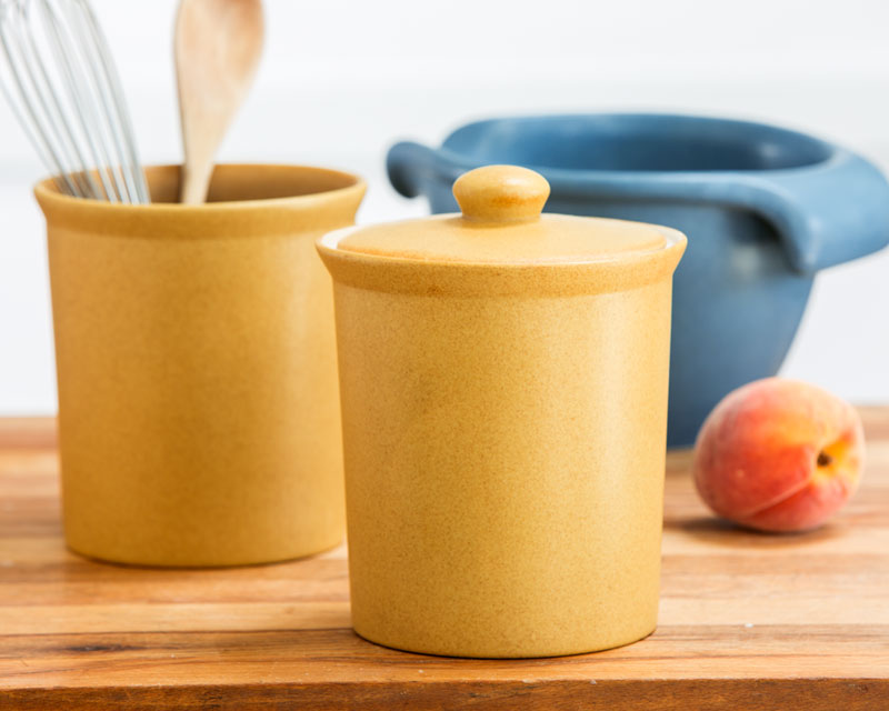 Short Utensil Crock Bennington Potters