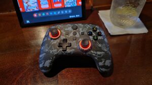 Gioteck WX5+ Wireless RGB controller red LED