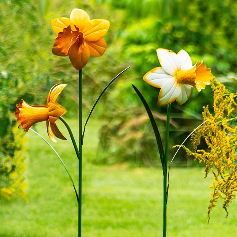 Daffodil Garden Stakes Buy Online at Breck's Gifts