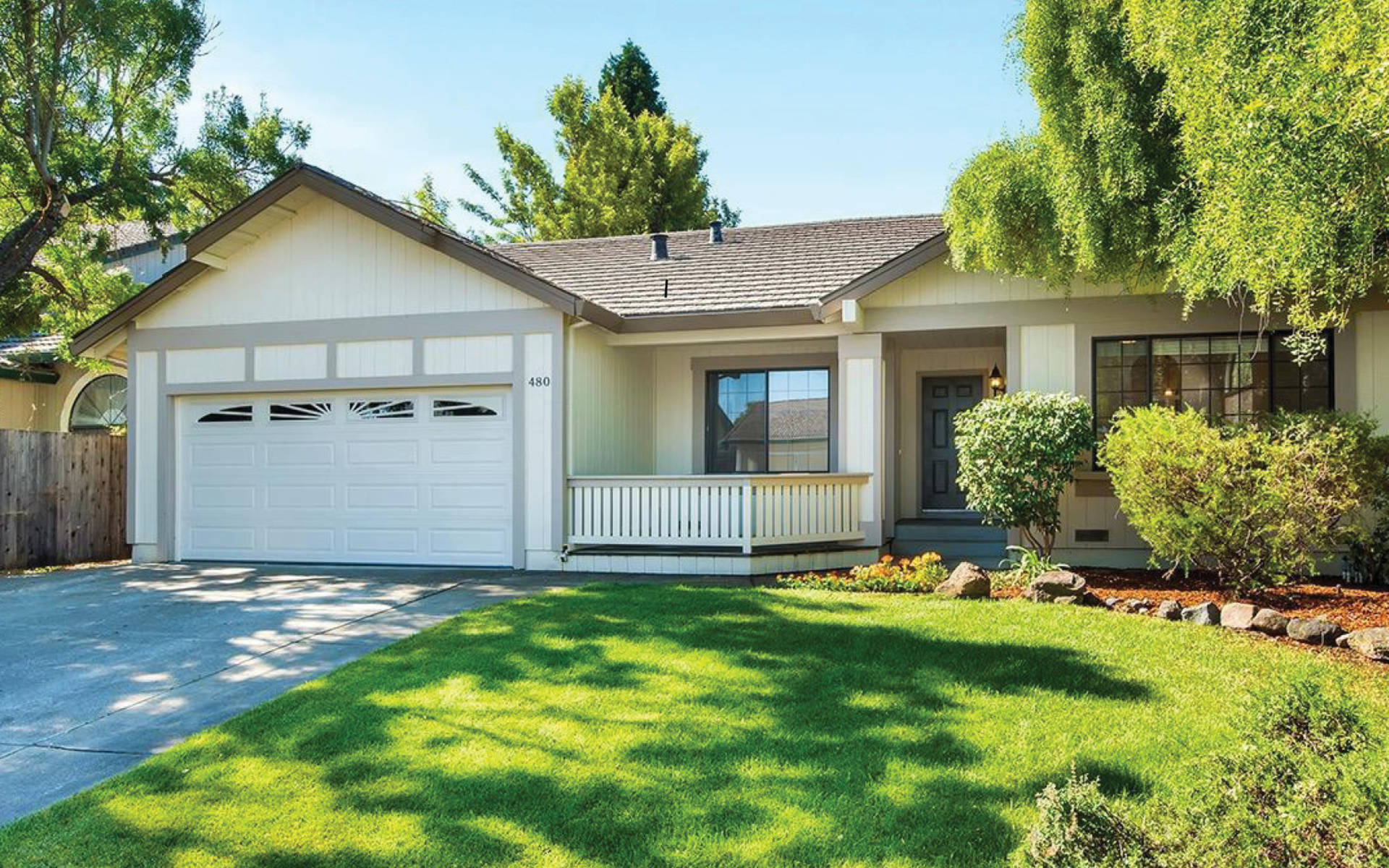 Lakewood Glen Home Values