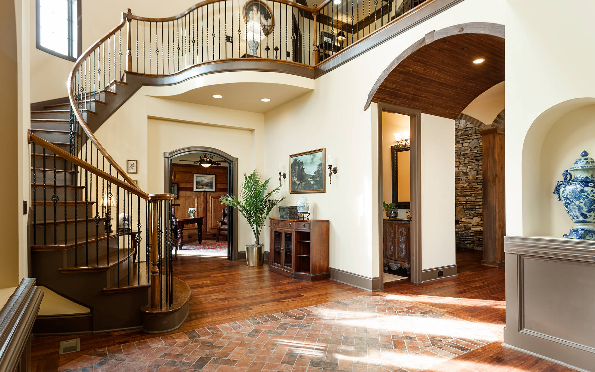 We Sell Charlotte Realty- Buddy & Sarah Frey