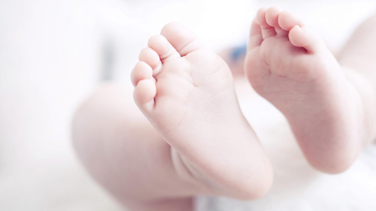 Cómo cambiar un pañal paso a paso 9