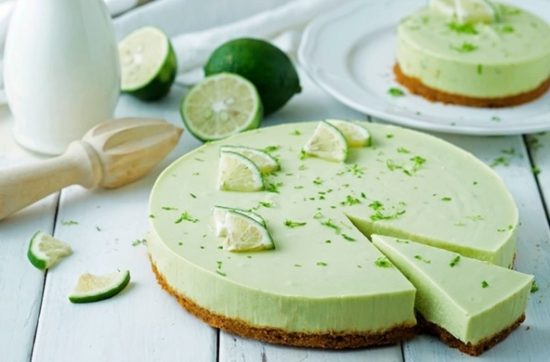 cheesecake sin hornear de palta y lima
