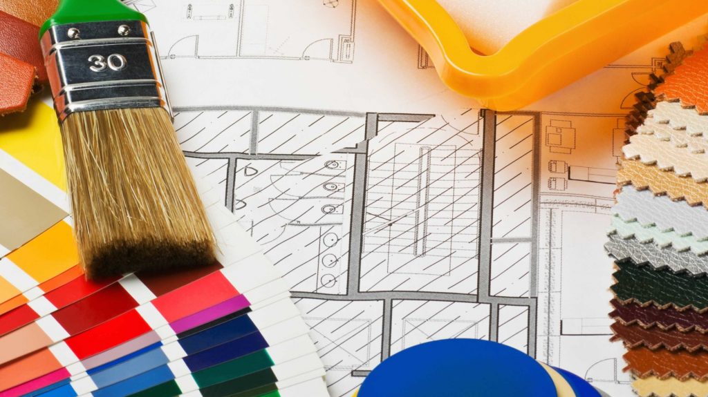 Pintado de piedra artificial para personalizar el color de tu revestimiento.