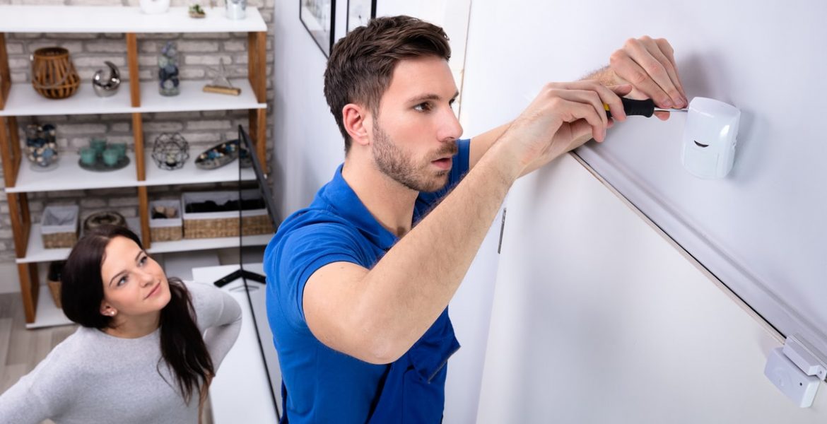 Cómo conectar un sensor de movimiento