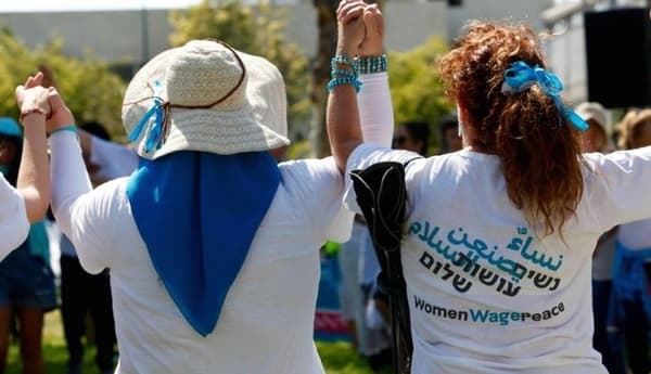 mujeres por la paz