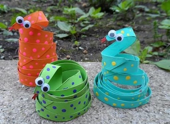 como hacer manualidades con carton de cajas