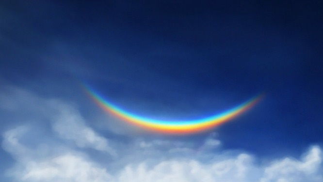Italia: apareció un arcoiris al revés y se convirtió en símbolo de esperanza 6 Italia: apareció un arcoiris al revés y se convirtió en símbolo de esperanza 6