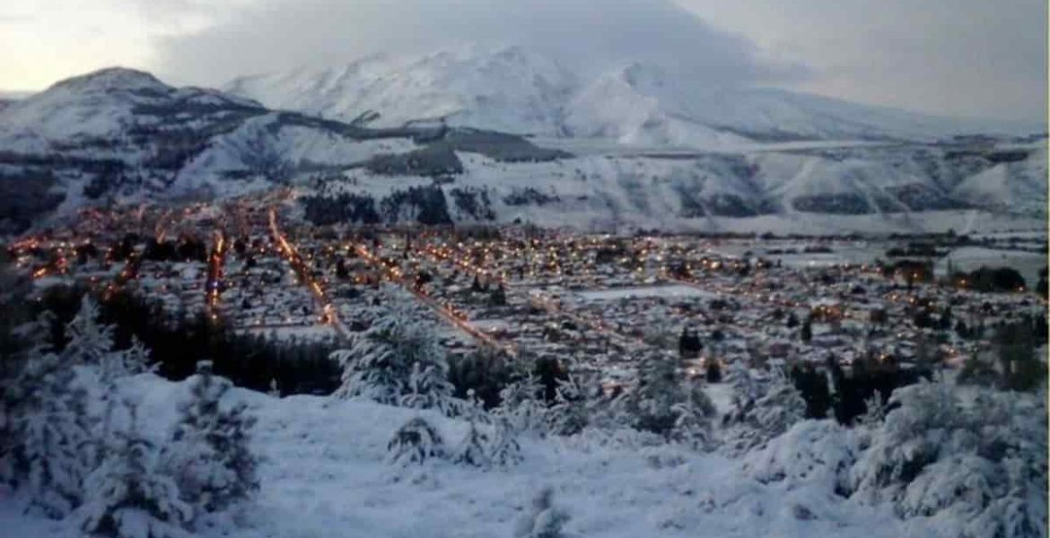 primer nevada del año en esquel