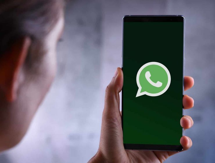 Consejos para evitar peleas y malentendidos por WhatsApp 12 Celular con WhatsApp oficial instalado